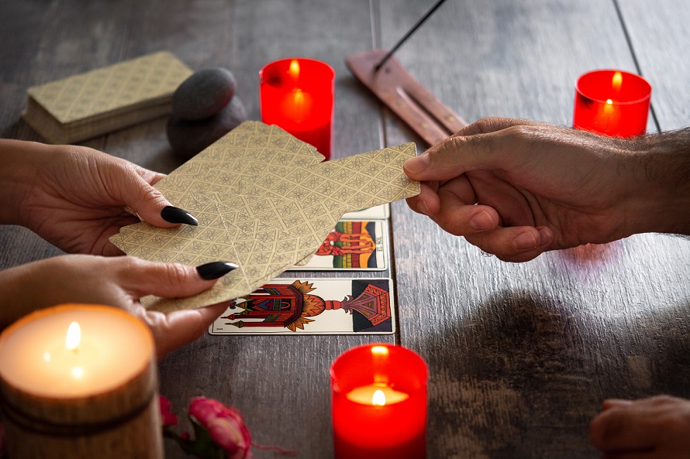 Spiritual Tarot Reading for Life Insight in Lincoln Park, MI